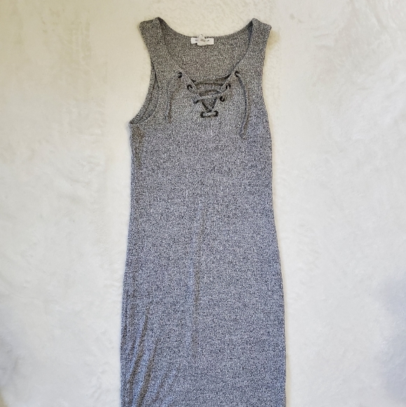 Ribbed grey dress - Picture 1 of 5